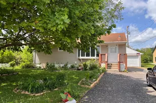 1724 Green Bay Rd, North Chicago, IL 60064 - Photo 1