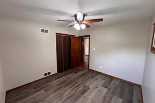 1724 Green Bay Rd, North Chicago, IL 60064 - Photo 17