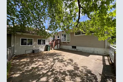 1724 Green Bay Road, North Chicago, IL 60064 - Photo 21