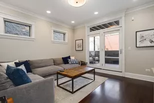 2718 N Wayne Ave, Chicago, IL 60614 - Photo 13