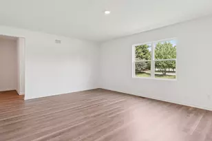 1105 Vista Ct, Hampshire, IL 60140 - Photo 3