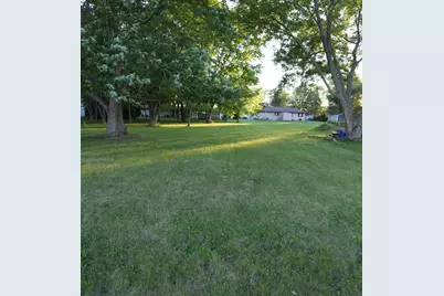 906 S Center Street, Plano, IL 60545 - Photo 1