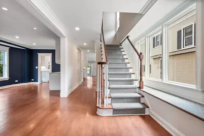 325 S Crescent Avenue, Park Ridge, IL 60068 - Photo 5