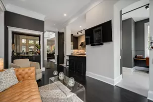 613 W Belden Ave, Chicago, IL 60614 - Photo 17
