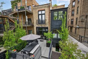 613 W Belden Ave, Chicago, IL 60614 - Photo 51