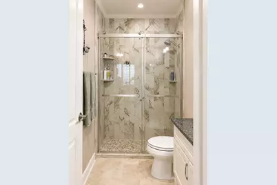520 Biesterfield Road #E309, Elk Grove Village, IL 60007 - Photo 11