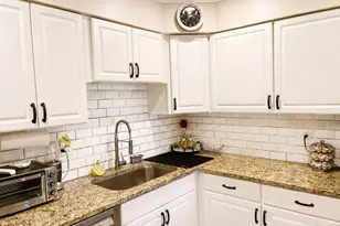 520 Biesterfield Rd, Elk Grove Village, IL 60007 - Photo 5