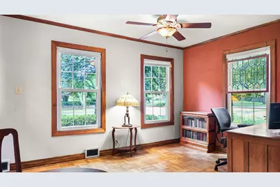 1009 W Green Street, Champaign, IL 61821 - Photo 7