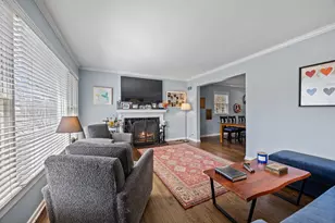 914 Central Ave, Deerfield, IL 60015 - Photo 3