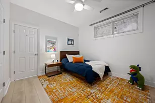 3806 N Damen Ave, Chicago, IL 60618 - Photo 23