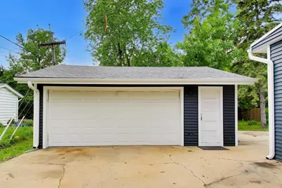 714 W Memorial Road, Bensenville, IL 60106 - Photo 29