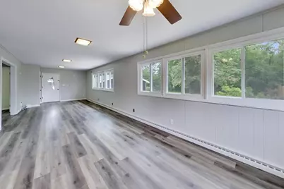 714 W Memorial Road, Bensenville, IL 60106 - Photo 11