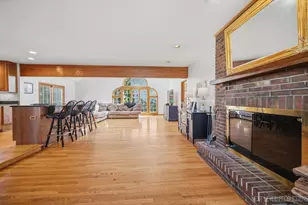 250 Chasse Cir, Saint Charles, IL 60174 - Photo 19
