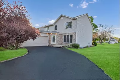 537 W Comstock Avenue, Elmhurst, IL 60126 - Photo 1