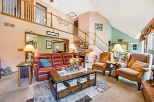 2659 Hoddam Rd, Naperville, IL 60564 - Photo 3