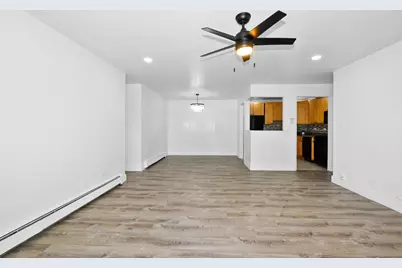 16W540 Lake Drive #9A-201, Willowbrook, IL 60527 - Photo 3