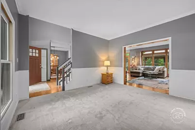 808 S Van Buren Street, Batavia, IL 60510 - Photo 7
