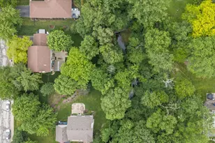 808 S Van Buren St, Batavia, IL 60510 - Photo 37