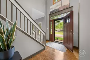 808 S Van Buren St, Batavia, IL 60510 - Photo 5
