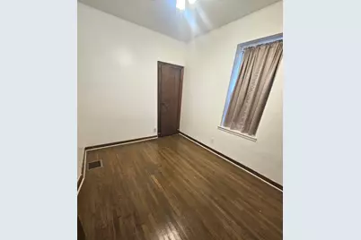 5969 W Augusta Boulevard #1, Chicago, IL 60651 - Photo 7