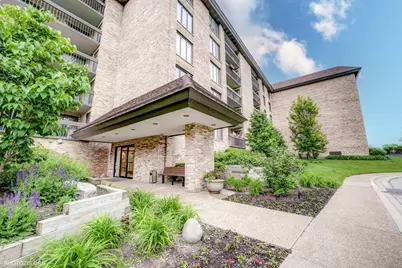 1621 Mission Hills Road #108, Northbrook, IL 60062 - Photo 1