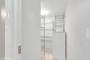 1621 Mission Hills Rd, Northbrook, IL 60062 - Photo 15
