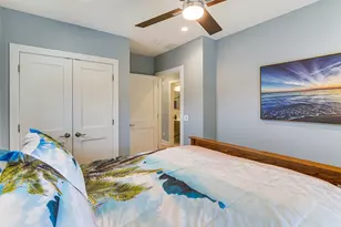 4727 N Kiona Ave, Chicago, IL 60630 - Photo 21