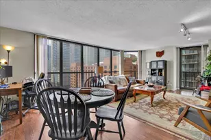 10 E Ontario St, Chicago, IL 60611 - Photo 5