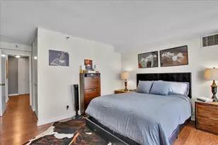 10 E Ontario St, Chicago, IL 60611 - Photo 11