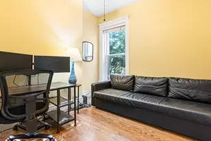 1049 W Wellington Ave, Chicago, IL 60657 - Photo 17
