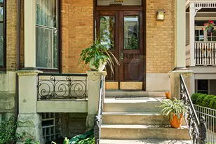1049 W Wellington Ave, Chicago, IL 60657 - Photo 25