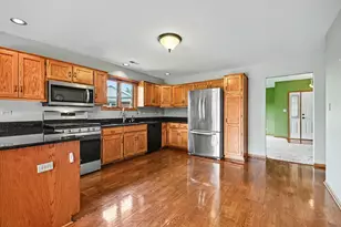 27114 S Quiet Oak Ln, Crete, IL 60417 - Photo 9
