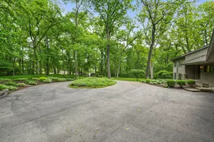 10876 Crockett Rd, Roscoe, IL 61073 - Photo 5