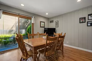 1134 N Pepper Tree Dr, Palatine, IL 60067 - Photo 17