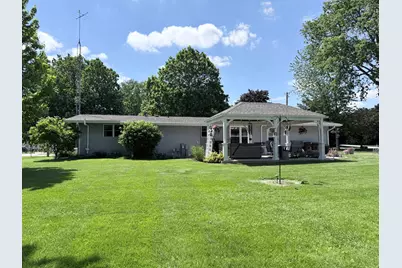 617 S Linn Street, Shannon, IL 61078 - Photo 1