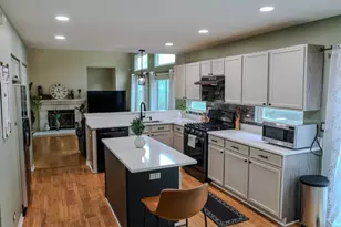 4481 W Butternut Ln, Waukegan, IL 60085 - Photo 11