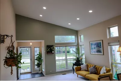 4481 W Butternut Lane, Waukegan, IL 60085 - Photo 5