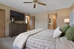3136 Rosiclaire Ct, South Chicago Heights, IL 60411 - Photo 15