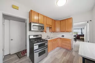 134 S 16th Ave, Maywood, IL 60153 - Photo 7
