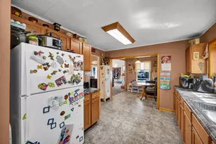 311 E McKinley Ave, Deer Creek, IL 61733 - Photo 9