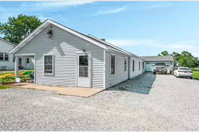 311 E McKinley Avenue, Deer Creek, IL 61733 - Photo 17