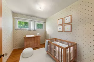 510 S Dorchester Ave, Wheaton, IL 60187 - Photo 9