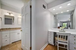 1367 Sanford Ln, Glenview, IL 60025 - Photo 29