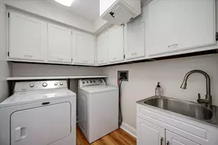 1367 Sanford Ln, Glenview, IL 60025 - Photo 19