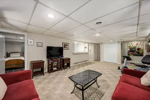 1367 Sanford Ln, Glenview, IL 60025 - Photo 37