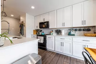 4112 W 98th St, Oak Lawn, IL 60453 - Photo 5