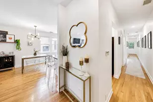 3051 N Clifton Ave, Chicago, IL 60657 - Photo 3
