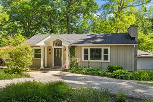 21W363 Walnut Rd, Glen Ellyn, IL 60137 - Photo 1