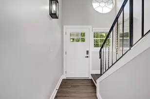 718 N Tamarac Blvd, Addison, IL 60101 - Photo 3