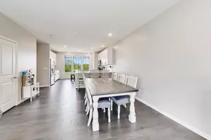 2879 Kessler Dr, Mundelein, IL 60060 - Photo 7